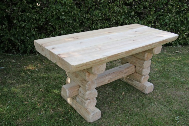 Rustikaler Holz Gartentisch, massive Gartenmöbel Gartenbänke und Gartentisch Holz Rustikal Selber Bauen ~ Rustikaler Holz Gartentisch, massive Gartenmöbel Gartenbänke und